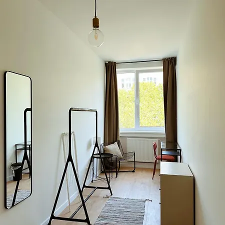 Helles Elegantes Zimmer In Berlin-schoeneberg 5 *